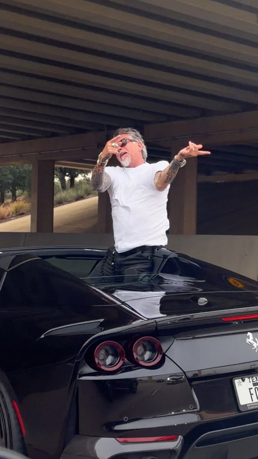 Abraço do Richard Rawlings PARA O BRASIL!
.
.
.
#tcar #gasmonkeygarage #usa #carros #richardrawlings