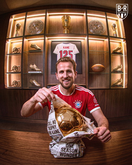 HARRY KANE WINS THE 2026 BALLON D'OR 🏆

He's the first Englishman to win the award since Michael Owen in 2001 🏴󠁧󠁢󠁥󠁮󠁧󠁿