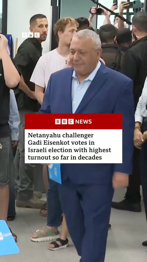 Polling published on Friday puts current PM Benjamin Netanyahu in a tight race with Gadi Eisenkot, a former head of the Israel Defense Forces. 
 
Tap the link in @BBCNews's bio to read more about Gadi Eisenkot. 
 
#Eisenkot #Netanyahu #Israel #BBCNews