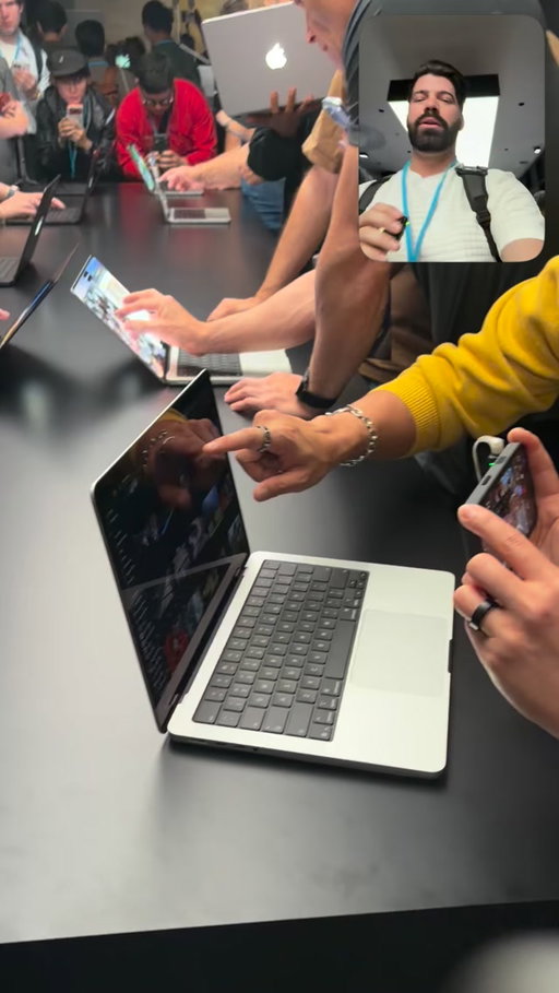 PRIMER VISTAZO! Macbook Pro con pantalla táctil!