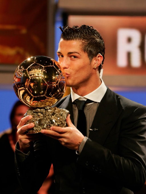 Football belongs to the fans! Thank you to all the fans around the world, the Ballon D’Or of All Time is also yours.