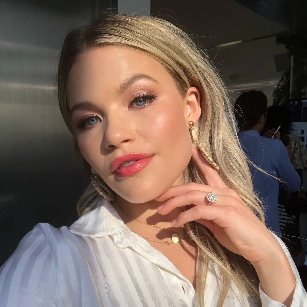 witneycarsonofficial