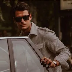 frank.gallucci