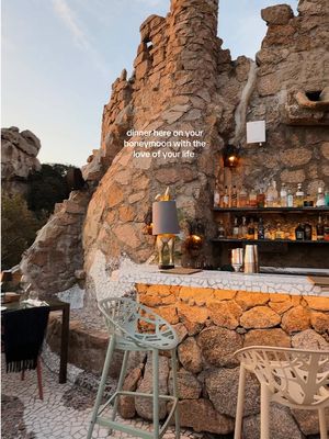 This and a disco club downstairs 🍸🪩 #Sardinia 