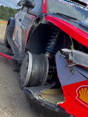 Roadside Repairs 🥵🛠️💪 #wrc #auto  #wheel #rally @Hyundai Motorsport 