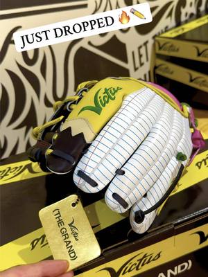 PENCIL GLOVE JUST DROPPED AND ITS 🔥🔥🔥 #Pencil #glove #victus 