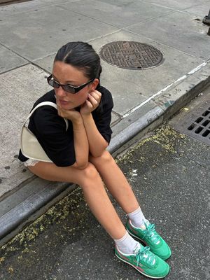 Pop of color in the Classic AZ 💚🩷 @paige #Reebok  