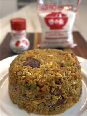 #Ad #AjinomotoCoPartner I’m not falling for the food fear. MSG doesn’t mess with your gut — there’s no credible evidence linking MSG to gut issues and the FDA, WHO and other major public health organizations all say it’s totally safe. I used Ajinomoto MSG Umami Seasoning in this crawfish fried rice to show how much flavor you can unlock when you stop believing the internet and start trusting real facts. Season smart. Do your homework. And don’t let good flavor get canceled.@KnowMSG 