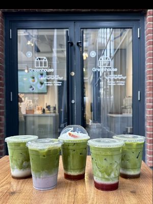FREE Matcha Lattes tomorrow, Aug 14th at @Greenhouse Matcha Bar 📍1 Yorkville Ave Flavours to choose from:  - Classic - Strawberry - Blueberry - Ginger - Peaches & Cream (for a limited time only) The Matcha Bar is open Monday-Friday, 8am-4pm! 💚 . . . #freematchatoronto #greenhousejuice #greenhousejuicematchabar #torontomatcha #matchatoronto  