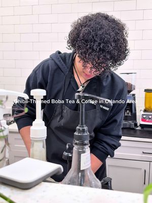 Ghibli themed boba tea and coffee shop in the Orlando area - i said AREA - have you been to this cozy boba tea shop in Casselberry, Florida? New Leaf Tea House @newleafteahouse features with handcrafted drinks— including NEW MATCHA BANANA CREME LATTES, CROFFLES (ube fruity pebnle, strawberry, cookies and cream), hand-made tapioca pearl bobas, fruit teas, milk teas, lemonades, and coffees topped with cheese foam. Check out for Blueberry Matcha Latte coming soon! They also have specialty treats: house made ube cookies and other flavored cookies that change often as well as Japanese taiyaki, fish-shaped waffles stuffed with fillings like red bean or Oreo.  New Leaf Tea House 1060 State Road 436, Casselberry, FL 32707 newleafteahouse.com @NewLeaf 