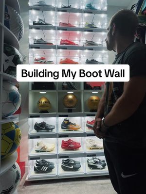 Over 600 ppl asked where to get my shoe displays lol - these Antbox smart led automatic shoe displays are wild 😮‍💨 highly recommend