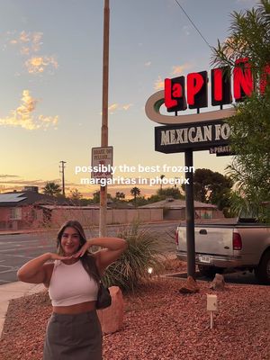 everyone needs to get a frozen marg at La piñata ASAP #phx #phoenixfood #azfood #arizonalife #phoenixaz 