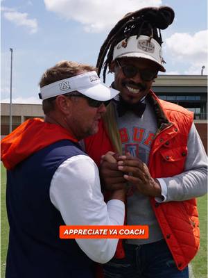 one auburn family. one legendary no. 2 congrats @Cam Newton  #auburnfootball #CollegeFootball #camnewton 