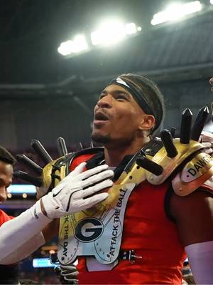 Knock knock we here  #GoDawgs #creededit #attacktheday #uga #georgiafootball 