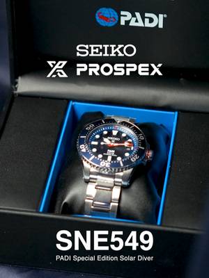 Diver's watch affordable edisi spesial PADI dengan spek yang bisa diandalkan! #watchfan #watchfam #watchlovers #seiko #seikosolar #sne549 #padidiver #watchrecommendation #watchformen