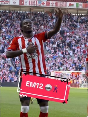 Random video and this song🕺🪩 #safc #sunderland #eliezermayenda #goal #footballcelebrations #footballtiktok #footballontiktok 