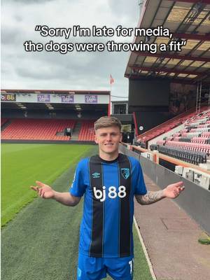 It’s the massive collars for me 🥹🐶 #afcb #PremierLeague #footballtiktok #transferwindow #throwingafit 