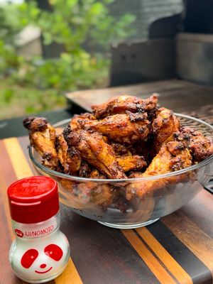 #Ad People say MSG only belongs in indulgent food. But I’m telling you right now—it belongs in your brine, your seasoning, and right next to the smoker. I partnered with the Ajinomoto Group to show how this Umami Seasoning upgrades real food—like these smoked Southern chicken wings. Salt seasons. MSG elevates. That’s flavor science. Season smart. Know better. Eat better. #AjinomotoCoPartner @KnowMSG 