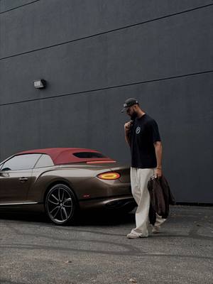 Taking out the Bentley GTC 🤌 @Bentley Motors  #Bentley #bentleycontinentalgt #ASMR #Lifestyle  