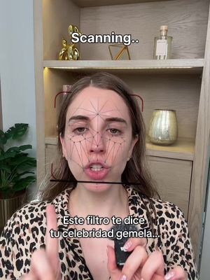 Dicen que esto te enseña a tu celebrity look-alike …  #creatorsearchinsights #celebritylookalike #celebridades #maquillaje 
