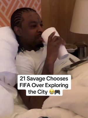21 Savage left a girl shocked because he wanted to stay in and play FIFA rather than go out and explore the city 😭🎮