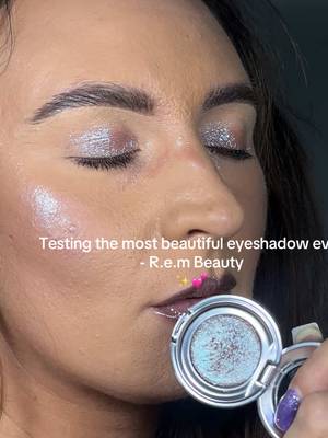 @Rem Beauty can I please have 5 of the fembot eyeshadow #glittereyeshadow #shimmereyeshadow #rembeauty #lowlight #makeupvideo 