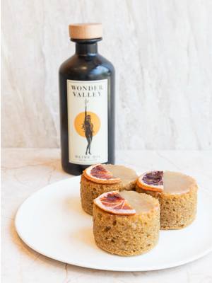 Meet our Citrus Olive Oil Cake, crafted with our friends at @Wonder Valley using their California cold-pressed extra virgin olive oil. Bright, citrusy, and just the right amount of indulgent — and of course, gluten-free, refined sugar-free, and plant-based. For a limited time, you can also purchase Wonder Valley olive oil bottles at all cafés — hand-harvested, cold-pressed within hours, antioxidant-rich, and beautifully plastic-free. Find the Citrus Olive Oil Cake now in the grab n’ go fridges at all Matchaful cafés, while supplies last.