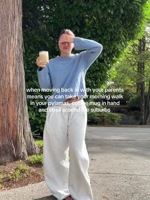 Do I…. like the suburbs? #movinghome #morningroutine #morningcoffee 