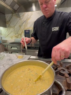 The Chef has taken foodtok to the next level 🤤 Watch him cook our Marry Me Chicken sauce from scratch! Try the viral meal with 40g of protein online now 👨‍🍳 #mymc #mymusclechef #everybodyeverygoal #protein #gym #mealprep #mealtime #chicken #trending #trendingmeal #FoodTok #marrymechicken
