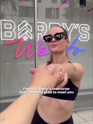 🚨ATTN: Besties🚨 Barry’s Friends with Benefits is Back   This month, if you invite a first-timer friend to take their first class on us, you’ll earn a free class credit (and bonus academy stars) in your account.  STEP 1. Join the Academy, our complimentary loyalty program.  STEP 2. Check out your Academy Dashboard on the app.  STEP 3. Send a free class to any first-timer friend.  So, they complete the class, you get rewarded... feels illegal🤝 #Barrys #FWB #HIITworkout #RedRoom #BarrysClass 