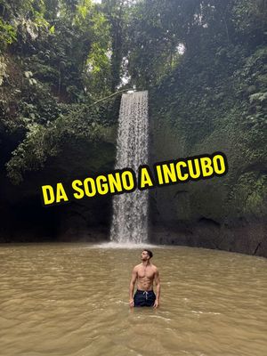 La SALMONELLA. Non sono mai stato così male in vita mia. Molti conoscono la Bali Belly, virus intestinale che facilmente si prende a Bali. Immaginate la Salmonella come l’evoluzione di questo virus, dove oltre ai problemi intestinali si aggiungono febbre molto alta (40º o più) e disidratazione completa. Ho prestato attenzione a tutti i ristoranti e i posti dove ho mangiato, ad usare rigorosamente acqua in bottiglia (anche per lavarmi i denti), ma non è bastato. Non saprò mai dove e quando ho preso la salmonella, ma se vai in Indonesia, ti servono degli anticorpi d’acciaio e una buona dose di fortuna. Questo batterio mi è costato 6Kg di peso, 1000€ di cure (avevo l’assicurazione) e 7 giorni da incubo. #indonesia #salmonella #bali #balibelly 
