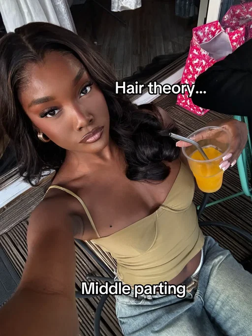 Middle or side #hairtheory #hairtok #middlepart #sidepart 