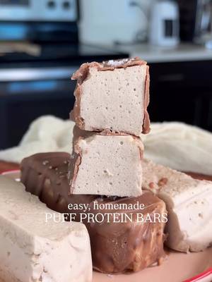 Okay, I keep seeing these puff protein bars alliil over & I knew I could make them at home (r) if you love a marshmallows texture, you'll love!! #ad All you need is 4 simple ingredients - let me know if you try! ✨comment LINK & I'll DM you the recipe or click the link in my bio To head to it! These are so fun & versatile! They are lower in sugar, gluten free, & can be made dairy-free - just grab a protein shake - 1 used @Premier Protein Almondmilk non-dairy protein shake in coffee - They don't contain any artificial flavors, colors, or sweeteners, either :) Let me know if you guys try / what flavor you make! #PremierAlmondmilkProteinShake #highproteinsnack #homemadeproteinbars #proteinbar 