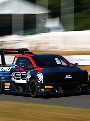 Every edge. Every angle. Every detail. The Ford F-150 Lightning SuperTruck, up close and unmissable. *Closed course. Professional driver. Do not attempt. #Ford #FordSuperTruck #GoodwoodFOS #FordPerformance 