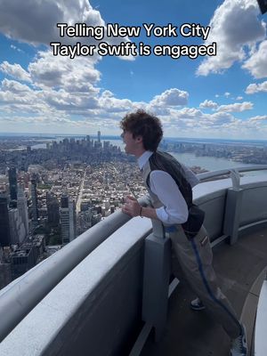 EVERYONE STAY CALM @Taylor Swift @Taylor Nation #empirestatebuilding #newyork #nyc #taylorswift #swifttok 