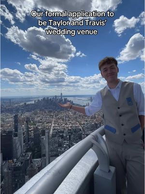 Ready when you are @Taylor Swift! #empirestatebuilding #newyork #nyc #taylorswift #swiftie #swifttok @Travis Kelce 