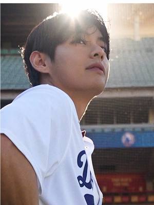 Dodger Blue is in your DNA, V. Thanks for coming out to Dodger Stadium! 💜 #dodgers #sports #losangeles #bts #kpop 