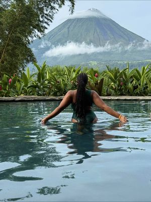 The whole idea behind this itinerary is to give you a well-balanced taste of Costa Rica! You can totally mix and match what works for you, or just steal the whole thing. 😉 And if you want more behind-the-scenes details from my trip, don’t forget to check out my “Costa Rica” story highlights! ✨PURA VIDA✨ |AD|  @visit_costarica  San Jose: 📌Stay @marriott_cr  📌Eat: Seco Restaurant located inside the @hiltonlasabana 📌Activities: @haciendaalsacia  Starbucks Coffee Farm (the even offer tours) La Paz Waterfall Gardens @peacelodgeandwaterfallgardens  La Fortuna: 📌Stay @thespringscostarica  📌Eat: @fusions_arenal 📌Activities: Mistico Hanging Bridges @misticopark  Caribbean Coast 📍Manzanillo 📌Stay: @almondsandcorals  📌Eat: at the hotel. The food is amazing 📌Activities: Enjoy the beach at the hotel or explore the town 📍Puerto Viejo 📌Stay: hotelaguasclaras 📌Eat: @tamararestaurante & Maxi’s @maxismanzanillo  📌Activities: Kayak tour of the Punta Uva Mangrove @lifeculturetravelcostarica  -Playa Negra Beach Day Save & Share with a friend and follow @carissamonyce for more travel guides  #EssentialCostaRica #EnergiaPuraVida #stealmyitinerary #costarica #fyp 
