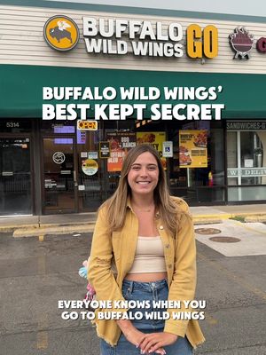 Everyone thinks @Buffalo Wild Wings = wings 🍗… but the real hidden gem is their burgers 🍔😱 Classic Bacon Cheeseburger or BBQ Bacon Burger with an onion ring on top = chef’s kiss 👌 BWW Go makes it easy with takeout or delivery for the perfect night in. #ad #takeoutfood #bww #buffalowingwings #chicagofood 