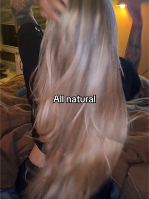 Anyone like long real hair? #alexisxj #longhair #blondehair #longblondehair 