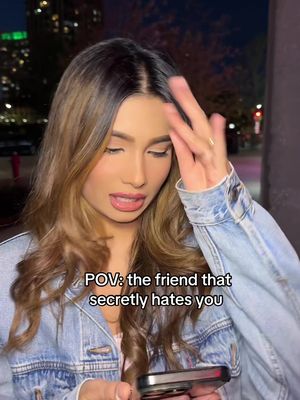 POV: the friend that secretly hates you  #fyp #comedy #friends #girls #relatable 