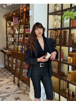 I was in São Paulo so I had to stop by Brazil’s most traditional perfumery, @GRANADO. Founded in 1870 in Rio, it was born as a pharmacy, producing remedies, cosmetics and other products made from plants, herbs and native flowers of Teresópolis, a mountainous region near Rio de Janeiro. I’m excited that GRANADO now has two locations in NYC. I am taking home perfumes that will always remind me of my trips to São Paulo and Rio and the rich nature of Brazil. My perfume is Fervo Intenso, sweet with cocoa and intense with cachaça. I am so excited that GRANADO now has stores in NYC! #Granado ad 🇧🇷🌴