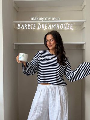 my london barbie dreamhouse !!🎀🌟💖💫 part 2 !! i’ve been busy busy flat pack building, unboxing & trinket arranging over the past couple weeks & my flat is feeling so so me & so so homey now YEY🕯️🧚🏼✨ the living room is complete now onto the next room !! 💅🏻💅🏻💅🏻 ps. how COOL is my pink barbie drill??💅🏻💅🏻👷🏽‍♀️ my home bits🏡 cabinet & rug @Dunelm  ceramic doorknobs @Rinkit  gingham lamp @Marks & Spencer  pink table @George At Asda  checked jug @Søstrene Grene  ok love you bye print @Poppy Illustrates  over thinkers club print @Etsy / notting hill pop up  cinny bun @Jellycat  long mirror @The Range  #Home #homedecor #homereno #london #barbiedreamhouse     