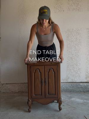 Beginner Friendly Furniture Flip! 👇🏻 I'm using @dixiebellepaint Silk Paint in the shade "Wicklow Glen" which is a gorgeous bright and soft sage! #DixiebellePartner #FurnitureFlip #FurnitureMakeover #FurnitureFlipping #DIY 