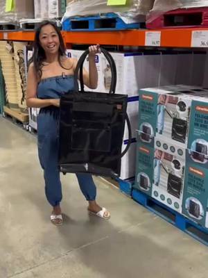 Sooooo excited for Costco Lovers that the Clevermade foldable tote bag aka the Hulken inspired by tote is coming to Canada. A Hulken is over $200 and this one is very close to it. I bought mine in the USA to pre review for you and I love it!  Video from San Diego @costco  Pictures from @costco_canada a Instagram  #tinasfavyyc #yyccostcolovers #costco #costcoloverscanada 