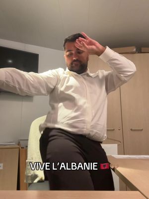 Dis leur @assminog ! #albanie #voyage 