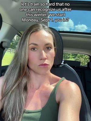 🔗 in my bio to start your fr33 week.  #fitmom #kettlebellworkout #kettlebellswing #fatloss #workoutsforwomen 
