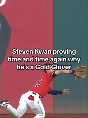 Officially calling Kwanny the “Outfield Outlaw” because of highway robberies like this 🤯 #GuardsBall #MLB #Baseball 