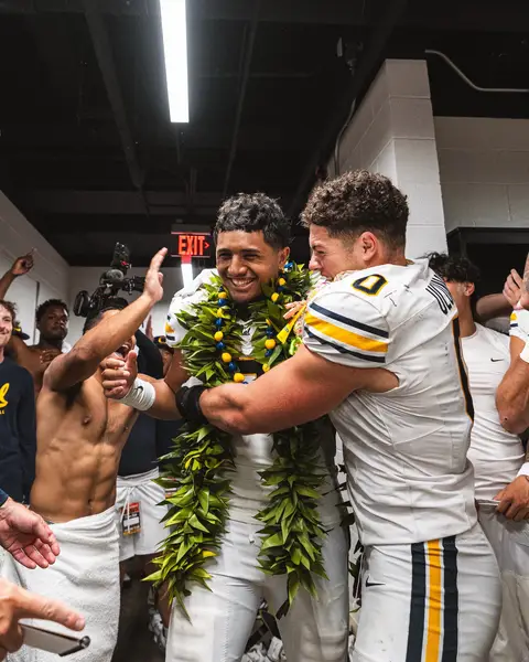 Golden Bears came back home with the W #SmartAndTough #GoBears