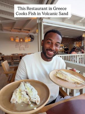 All the amazing eats in Greece! #Comet a new Al web browser from @Perplexity can click around the internet just like a personal assistant... so l can kick back and enjoy elite dining experiences like this. #CometPartner 